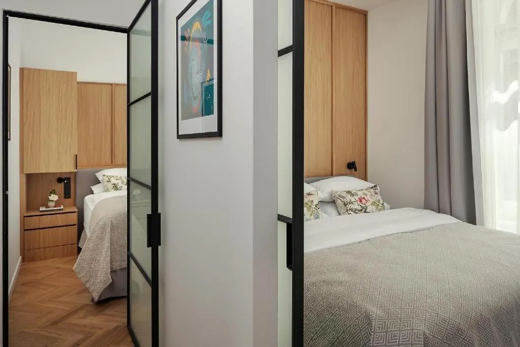 Апарт-отель Six Residences Прага